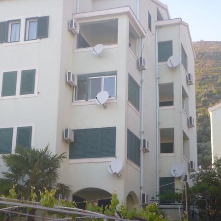Apartman Ozi Петровац Экстерьер фото