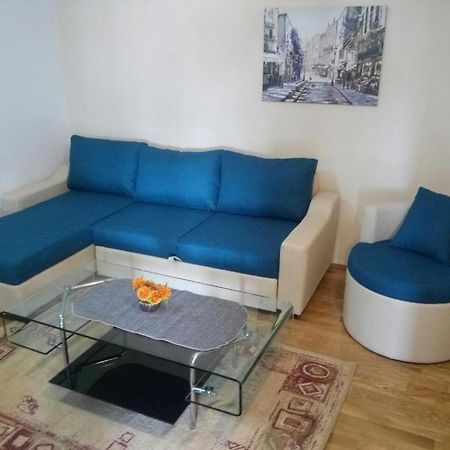 Apartman Ozi Петровац Экстерьер фото