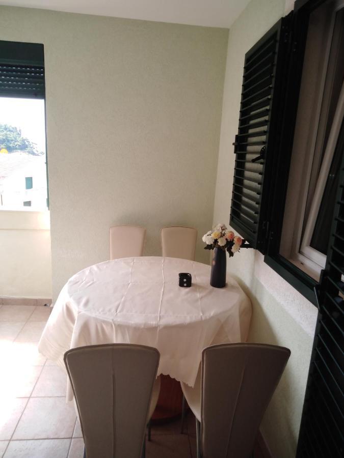 Apartman Ozi Петровац Экстерьер фото