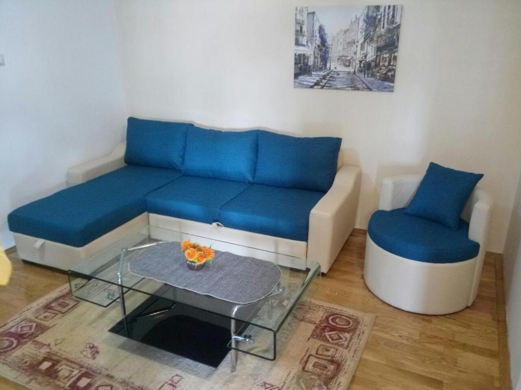 Apartman Ozi Петровац Экстерьер фото
